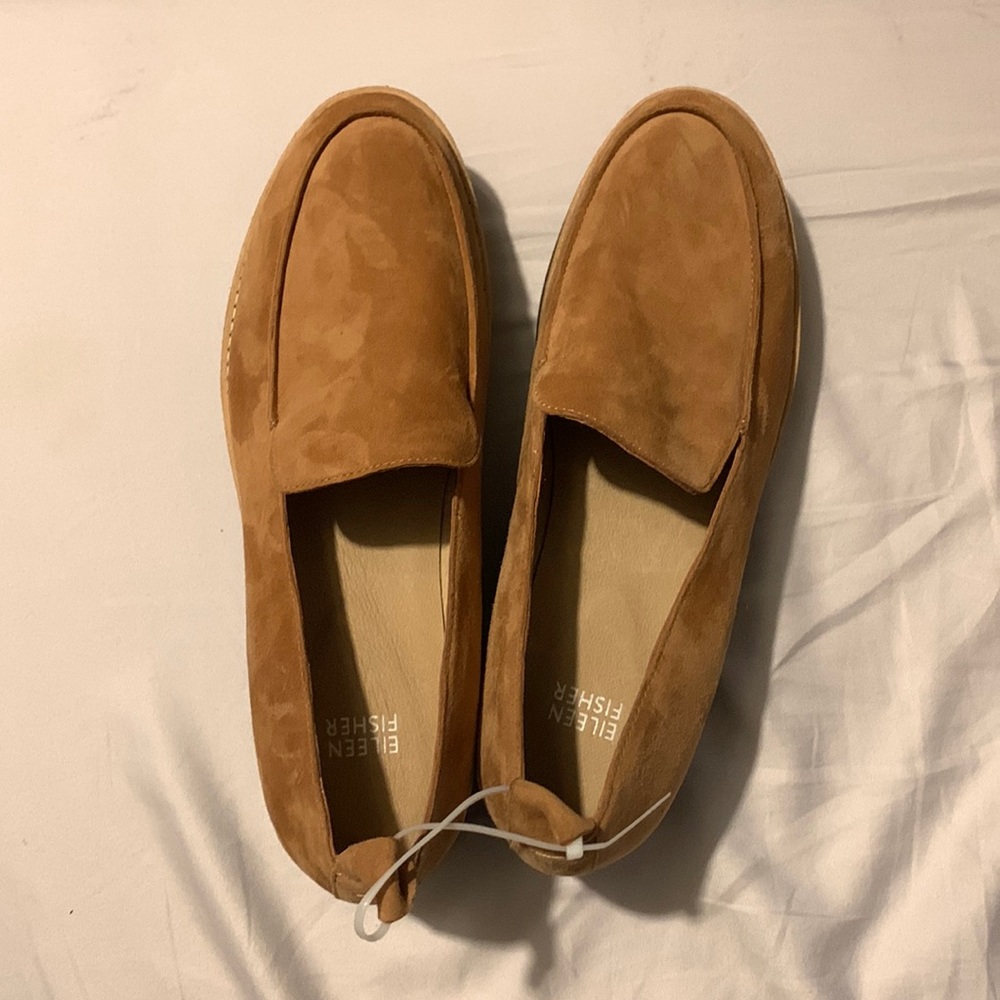 NWOT leather loafers